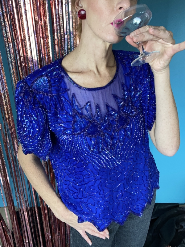 Top soirée bleu perles